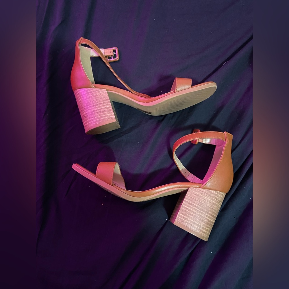 Elegant Tan Block Heel Sandals